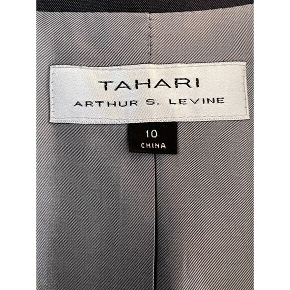 Tahari Dark Gray Cropped Blazer Button Closure Career Ruche Shoulders Size 10 - Picture 8 of 11